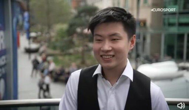 美女揉胸视频